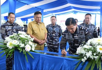 Kepala Staf TNI Angkatan Laut (Kasal) Laksamana TNI Dr. Muhammad Ali Resmikan Satuan Pendidikan di Manado