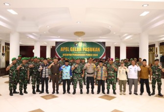 Foto Bersama usai acara