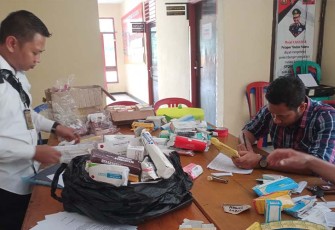 Razia Cosmetik Ilegal