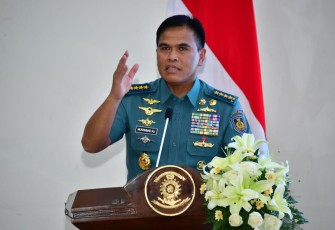 Kepala Staf Angkatan Laut Laksamana TNI Muhammad Ali 