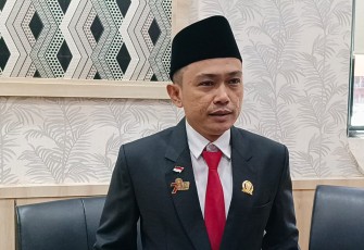 Anggota Fraksi NasDem DPRD Jawa Timur, Deni Prasetya 