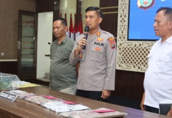 Kapolres Tapanuli Selatan (Tapsel), AKBP Imam Zamroni, SIK, MH, saat gelaran konferensi Pers