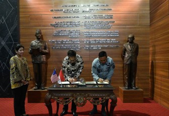 Bakamla RI dan INL saat Tandatangani Work Plan on Maritime Cooperation