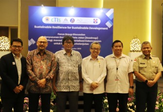Para Peserta FGD yang juga Ahli dari berbagai Lintas Keilmuan Membahas Roadmap Teknologi, Inovasi, dan industrialisasi di Hotel Pullman Jakarta, Kamis (21/12).