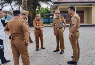 Bupati Agus Istiqlal saat Tinjau Kesiapan Kantor Polres Pesisir Barat