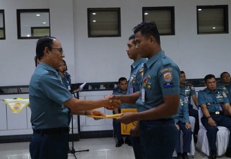 Waaskomlek Kasal Tutup Pelatihan Teknis Sisinfolahta di Koarmada III 