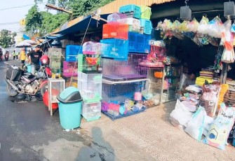 Pasar Hewan Jatinegara (Youtube : Oliver Simbolon)