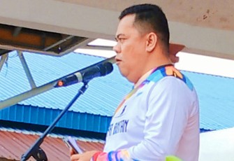 Sekda Bintan saat memberikan kata sambutan.