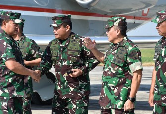 Penyambutan kedatangan Panglima TNI
