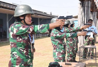Siswa Diktukpa Pusdikbanmin Asah Kemampuan Menembak