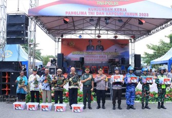 Panglima TNI dan Kapolri Gelar Kegiatan Bhakti Sosial dan Bhakti Kesehatan