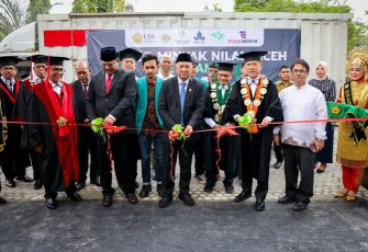 Pelepasan ekspor minyak nilam dan biji pala tersebut diresmikan oleh Menteri Koperasi dan UKM (MenKopUKM) Teten Masduki pada Jumat (8/12/2023) di Universitas Syiah Kuala (USK).