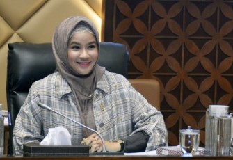 Anggota Komisi IX DPR RI Nurhayati Effendi 