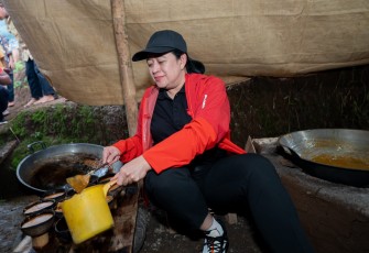 Ketua DPR RI Puan Maharani saat melakukan kunjungan kerja ke Kabupaten Purbalingga, Jawa Tengah. 