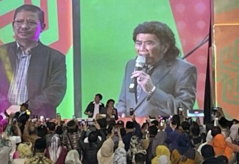 Rhoma Irama saat Berbagi Pengalaman Dakwah Musik di Panggung Dev-X Kemenag