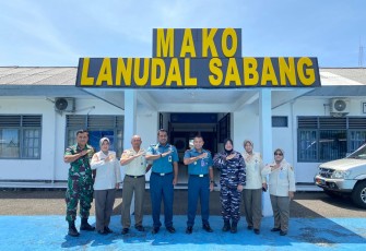 Komandan Pangkalan Udara TNI Angkatan Laut (Danlanudal) Sabang Letkol Laut (P) Ahmad Ervan G menerima kunjungan kerja Tim Pengawasan dan Pengadilan Daftar Susunan Personel (DSP) TNI Angkatan Laut tahun 2024