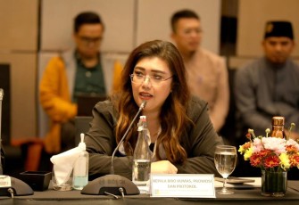 Kepala Biro Humas Promosi dan Protokol, Ariastuty 