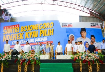 Relawan Santri Nderek Kyai Bersama Gus Ipul Siap Menangkan Khofifah-Emil dan Setyo Wahono-Nurul Azizah