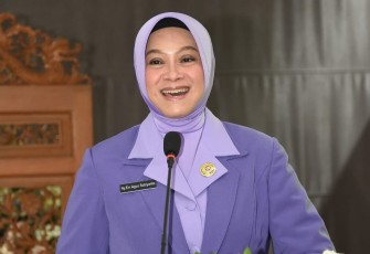 Ketua Umum Dharma Pertiwi Ny. Evi Agus Subiyanto