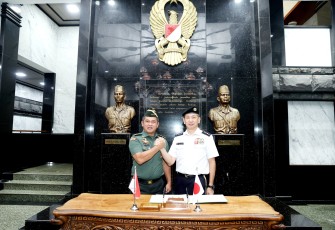Kepala Staf Angkatan Darat (Kasad) Jenderal TNI Maruli Simanjuntak, M.Sc., saat menerima kunjungan kehormatan Chief of Staff Japan Ground Self Defence Force (Kasad Jepang), Jenderal Yasunori Morishita, di Markas Besar Angkatan Darat (Mabesad), Jakarta, Rabu (4/9/2024).