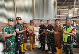  Kasdam I/Bukit Barisan Brigjen TNI Refrizal secara langsung meninjau lokasi lahan ketahanan pangan yang berada di Kepenghuluan Rokan Baru Pesisir, Kecamatan Pekaitan, Kabupaten Rokan Hilir, Senin (15/01/2024)