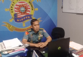 Kadispen Kodiklatal Kolonel Marinir Suharyono