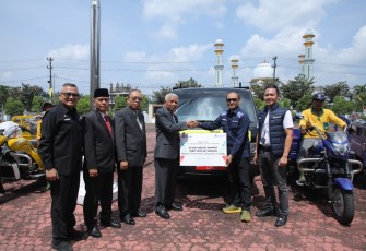 PT Inalum Persero Serahkan Betor dan Mobil Pengangkut Sampah Kepada Pemerintah Kabupaten Asahan