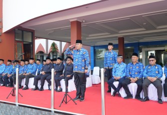 Sekretaris Daerah Kabupaten Bintan Ronny Kartika bertindak sebagai Pembina dalam Upacara memperingati Hari Kesaktian Pancasila tahun 2024
