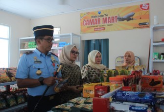 Danlanud Sultan Hasanuddin Resmikan Koperasi Camar Mart di Skadron Udara 5
