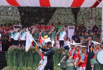 Kasad Hadiri Indonesia Open Military Style Drum Corps Competition Panglima TNI Cup 2024