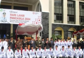  Momentum Peringatan Hari Pancasila di Kabupaten Pasaman tahun ini diperingati dengan pelaksanaan Upacara bendera di halaman kantor Bupati Pasaman, pada sabtu 1 Juni 2024