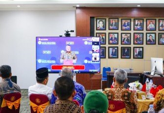  Bank Indonesia hari ini, Rabu (31/1), meluncurkan Laporan Perekonomian Indonesia (LP) Tahun 2023, di Jakarta. LPI tahun 2023 yang diluncurkan langsung oleh Gubernur Bank Indonesia Perry Warjiyo ini sebagai pelaksanaan transparansi kebijakan Bank Indonesia kepada publik yang bertajuk "Sinergi memperkuat ketahanan dan kebangkitan ekonomi nasional"