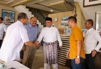 Gubernur Ansar Wacanakan Perluas Segmen Perlindungan Sosial Pekerja Informal 