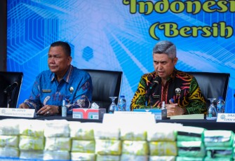 Badan Narkotika Nasional Republik Indonesia (BNN RI) memusnahkan barang bukti narkotika berupa 42.093 gram sabu, 0,0485 gram ganja sintetis, dan 515,8 gram synthetic cannabinoid, yang berasal dari pengungkapan 3 (tiga) kasus tindak pidana narkotika dengan melibatkan 11 (sebelas) orang tersangka serta narkotika yang berasal dari sisa uji laboratorium