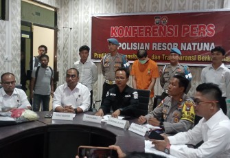 Konferensi pers bersama awak media bertempat di Mako Polres Natuna Kecamatan Bunguran Timur Kabupaten Natuna. Senin 27/05/2024. Pukul .13.00. Siang.