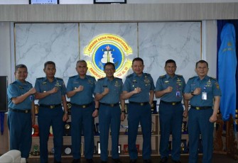 Foto bersama usai pertemuan