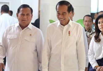 Presiden Joko Widodo bersama Prabowo Subianto 