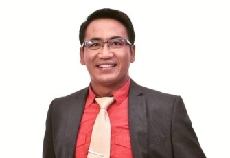 Warek UM Surabaya Mundakir 