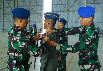 Danlanud Sultan Hasanuddin Marsma TNI Bonang Banyuaji G saat membuka latihan Sriti Gesit, Senin (5/2)