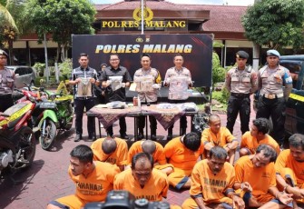 Konferensi pers pengungkapan kasus curanmor di wilayah Polres Malang, Sabtu (10/2)