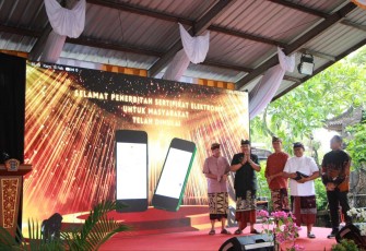 Penerbitan Sertipikat Elektronik untuk Masyarakat di Bandung, Kamis (15/2)