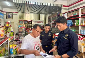 Kepala KPPBC TMP C Kuala Tanjung Sosialisasi Pita Cukai Hasil Tembakau 