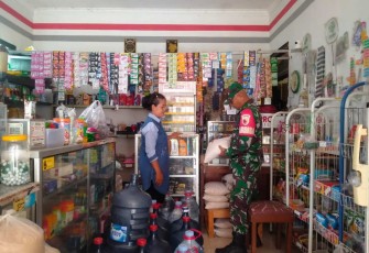 Pemantauan n cek bahan pokok di wilayah desa binaan 