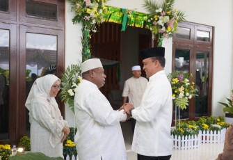 Pangdam XVIII Mayjen TNI Ilyas Alamsyah saat open house lebaran 