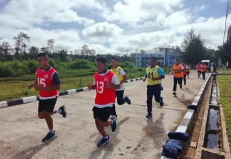 Tes samapta prajurit Koarmada III Sorong, Senin (22/4)