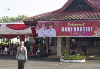 Upacara Peringatan Hari Kartini Ke 145 di Pendopo Kabupaten Ngawi, Senin (22/4)
