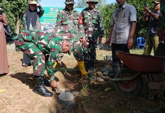 Peletakan batu pertama pembangunan rumah terdampak banjir dan longsor di kabupaten Luwu
