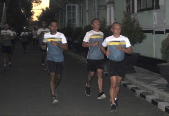 Lari pagi prajurit Menarmed 2 Kostrad 