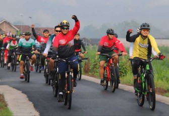 Gowes bersama TNI Polri di Kabupaten Trenggalek 