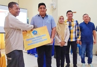 Bupati Bintan Sebut RT/RW Garda Terdepan Dalam Pelayanan Masyarakat Patut di Perhatikan 